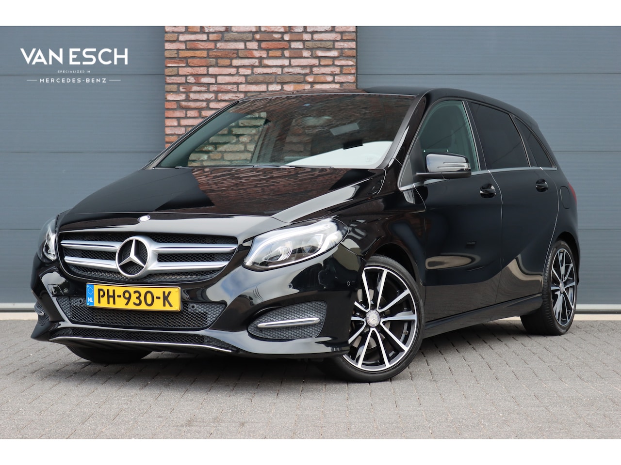 Mercedes-Benz B-klasse - 180 Automaat | Dealer Onderhouden | Leder | Trekhaak | High Perf. LED | Regensensor | Crui - AutoWereld.nl