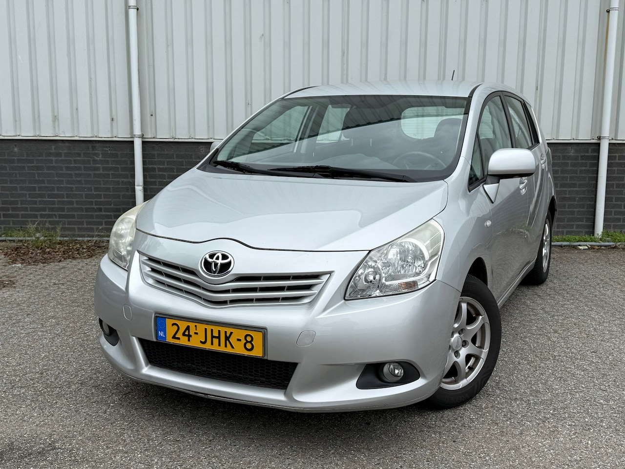 Toyota Verso - 1.8 VVT-i Aspiration 7persoons. Cruise Airco PDC Trekhaak - AutoWereld.nl