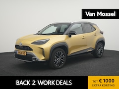 Toyota Yaris Cross - 1.5 Hybrid Adventure AUTOMAAT | CAMERA | STOEL & STUURVERWARMING | JBL BOX | TREKHAAK | CL