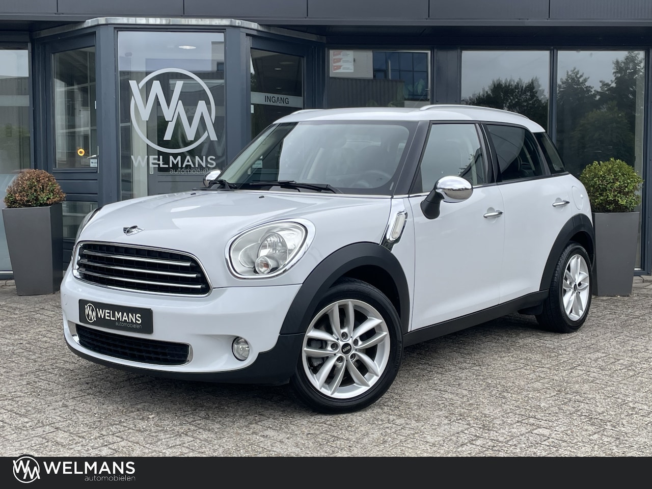 MINI Countryman - 2.0 Cooper D Aut. | Leder | 17 inch | Nieuwe APK - AutoWereld.nl