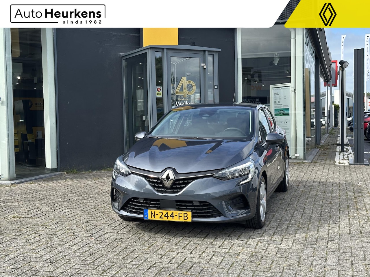 Renault Clio - TCe 90 Zen l Origineel NL l 1e-Eigenaar l NAP - AutoWereld.nl