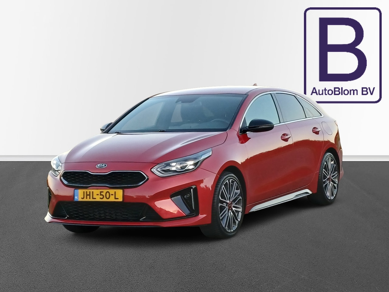 Kia Pro cee'd - 1.5 T-GDi GT-Line /Nieuwstaat!/JBL/Trekh./Camera/Navi/18"/ - AutoWereld.nl