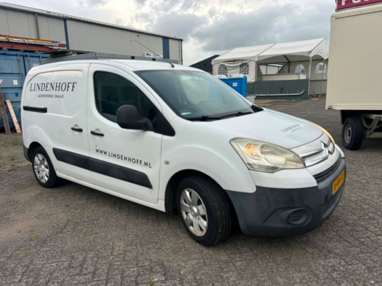 Citroën Berlingo - 1.6 HDIF KOELWAGEN 2011 - AutoWereld.nl