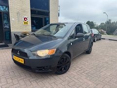 Mitsubishi Colt - 1.1 Edition One- nap- nl auto