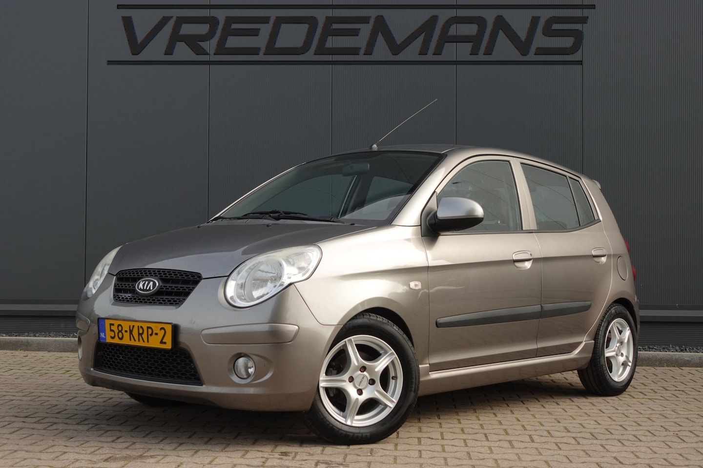 Kia Picanto - 1.0 - AutoWereld.nl
