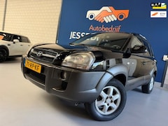 Hyundai Tucson - 2.7i V6 4WD Style Automaat / bj.2005 / leder / climate / trekhaak / airco / APK tot 09/202