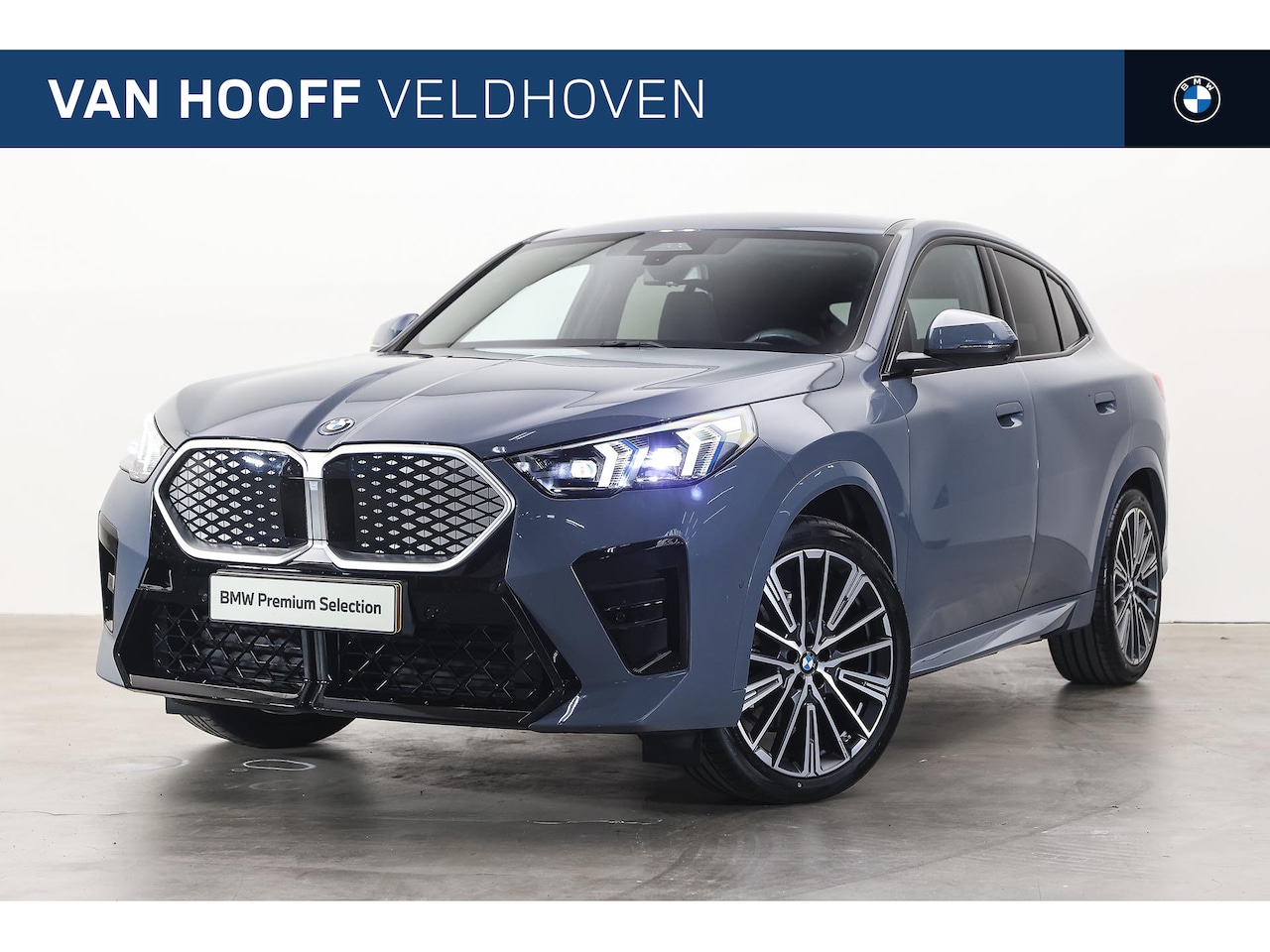 BMW iX2 - xDrive30 M Sport / Sportstoelen / Comfort Access / Head-Up / Adaptieve LED / Stoelverwarmi - AutoWereld.nl
