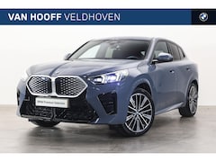 BMW iX2 - xDrive30 M Sport / Sportstoelen / Comfort Access / Head-Up / Adaptieve LED / Stoelverwarmi