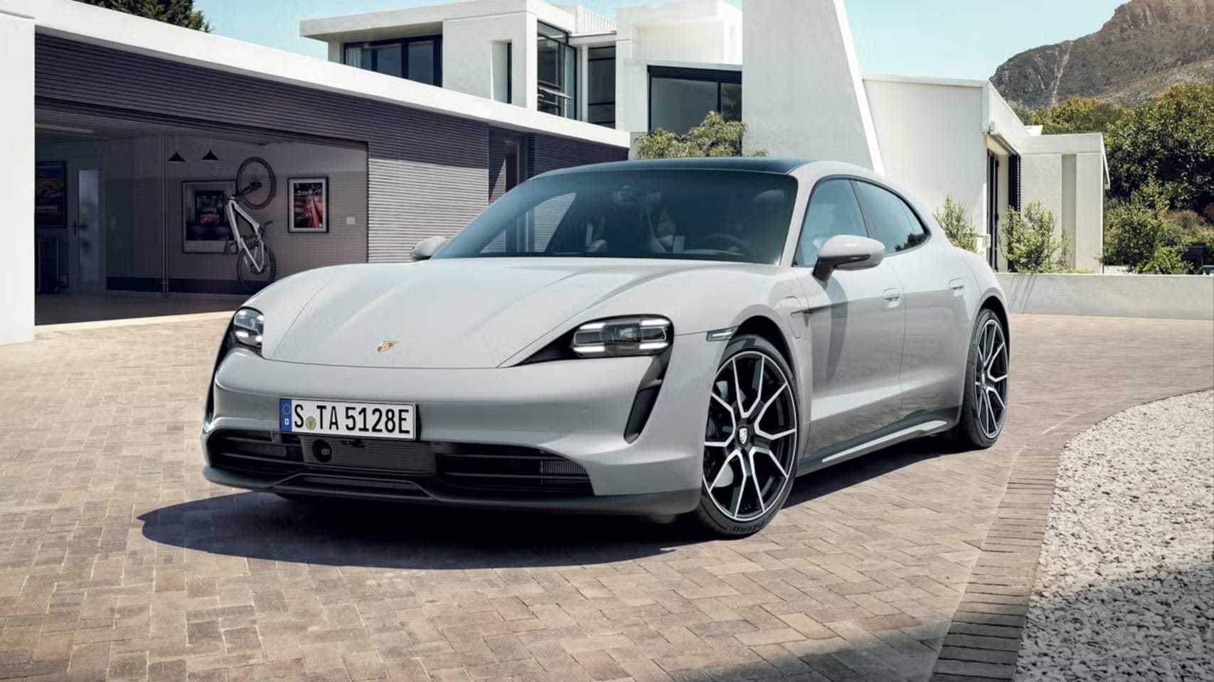 Porsche Taycan Sport Turismo - AutoWereld.nl