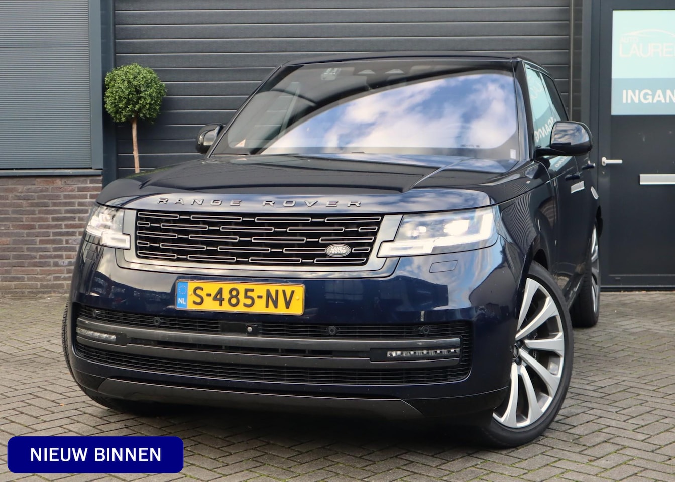 Land Rover Range Rover - 3.0 P510e Autobiography PHEV | Pano | Stoel en stuurverwarming | Memoty seats voor en acht - AutoWereld.nl