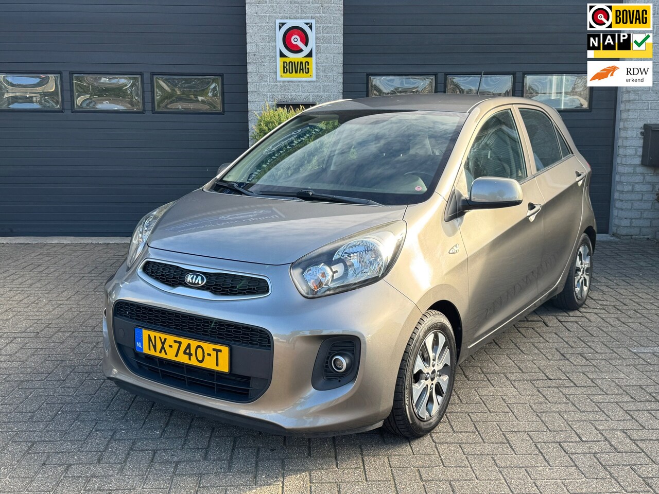 Kia Picanto - 1.0 CVVT EconomyPlusLine *Airco*Camera* - AutoWereld.nl