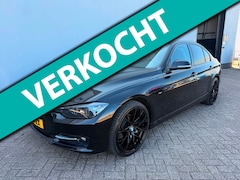BMW 3-serie - 316i High Executive