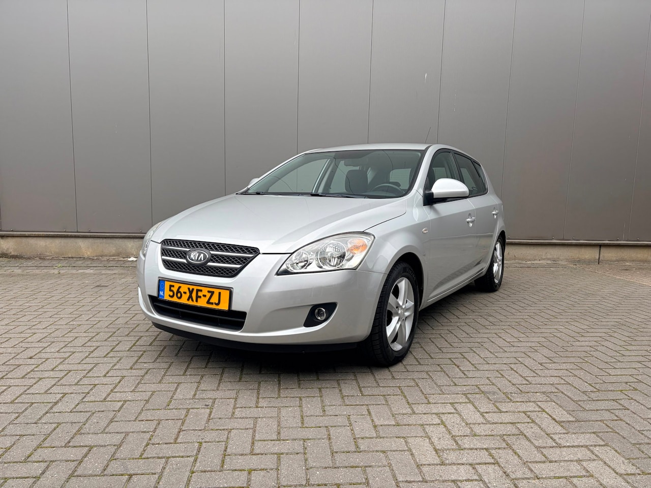 Kia Cee'd - 1.6 X-clusive 1.6 X-clusive - AutoWereld.nl