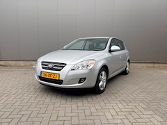 Kia Cee'd - 1.6 X-clusive