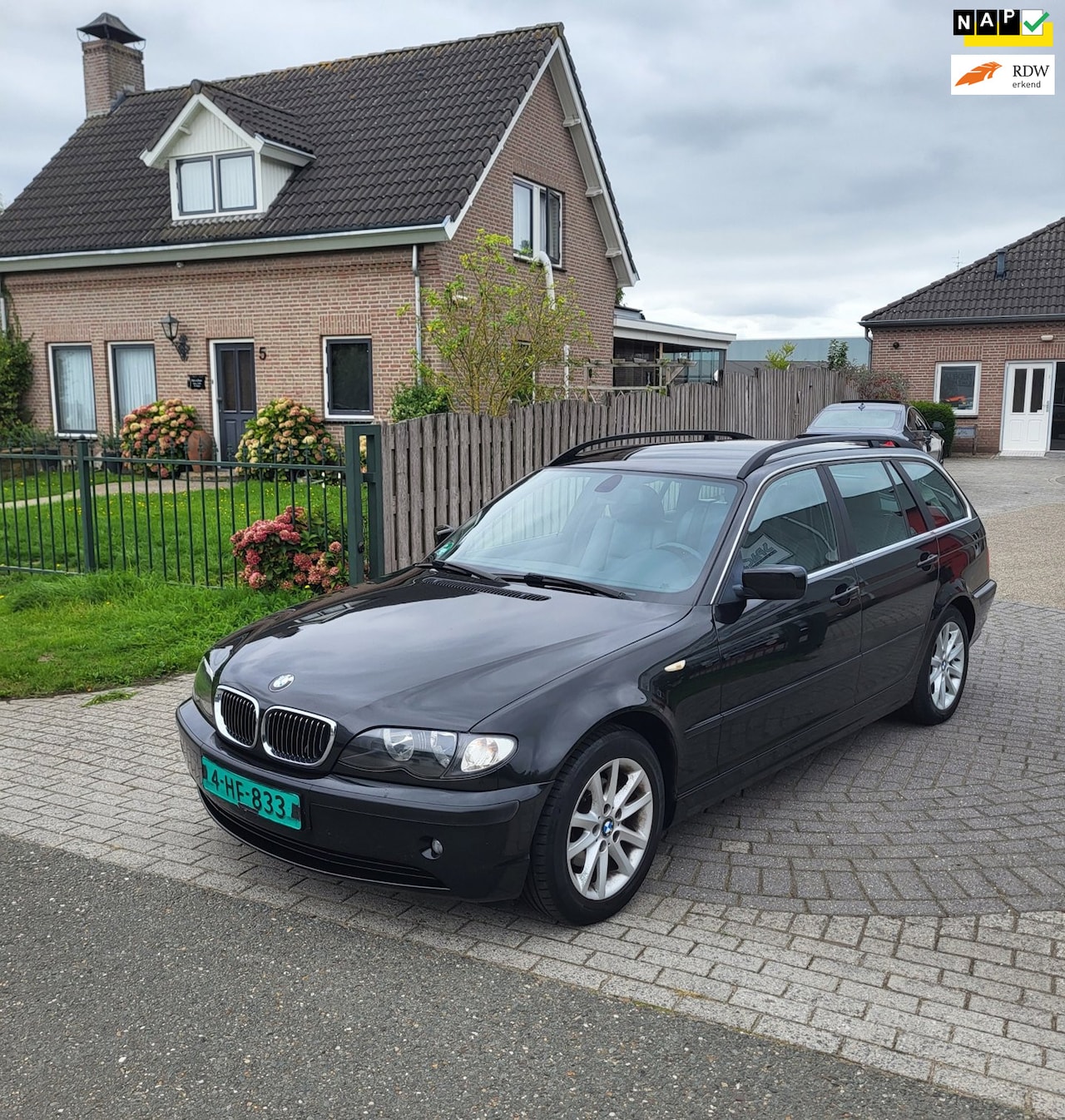 BMW 3-serie Touring - 316i Special Executive 316i Special Executive ,Leder,Carplay! - AutoWereld.nl
