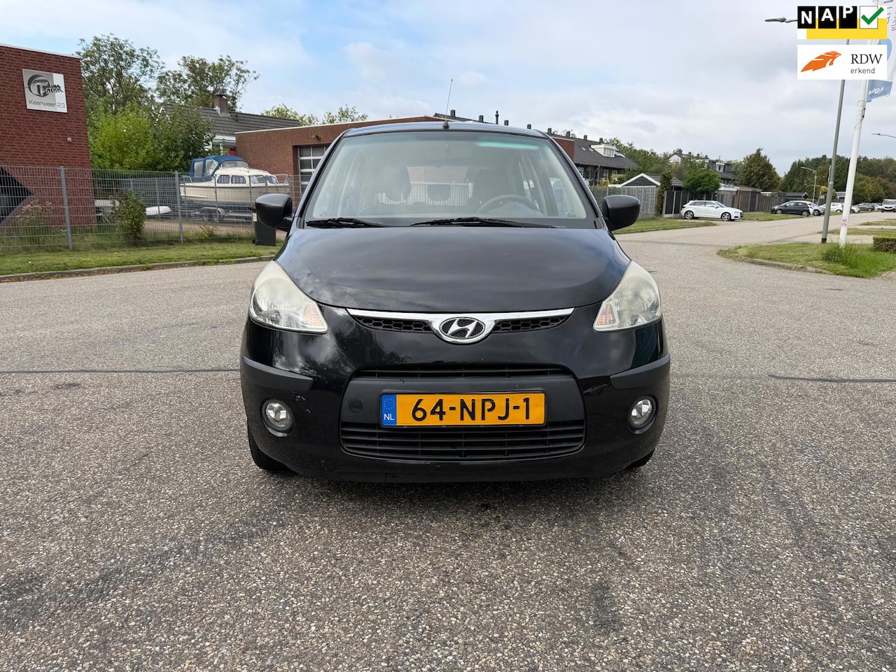 Hyundai i10 - 1.1 Active Orange Babies Airco* CD speler*Zeer Zuinig - AutoWereld.nl