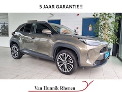 Toyota Yaris Cross - 1.5 130 Executive | Parksens V+A | Dodehoek | Stoel en stuurverw