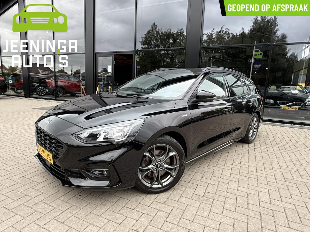 Ford Focus Wagon - 1.0 EcoBoost ST Line Business|Trekhaak|17" - AutoWereld.nl