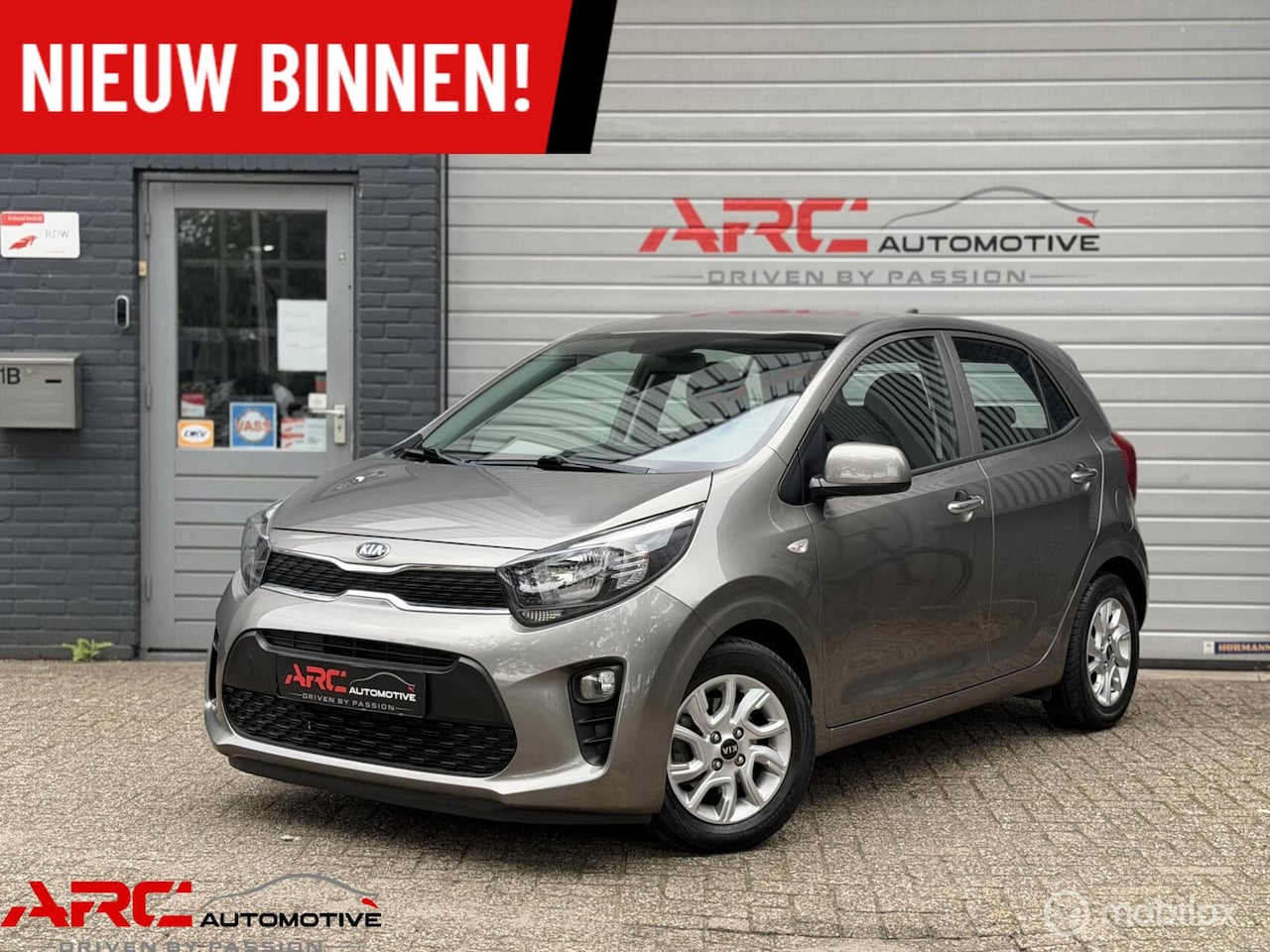 Kia Picanto - 1.0 MPi DynamicLine 1eig Camera/Navi/Nieuwe APK! - AutoWereld.nl