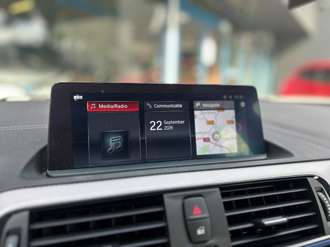 BMW 1-serie - 118i Edition Sport Line Shadow High Executive| M Pakket| Leer | Groot scherm!