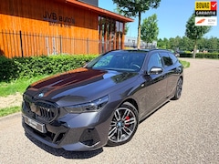 BMW i5 Touring - EDrive40 M-Sport PRO, B&W, panorama, trekhaak