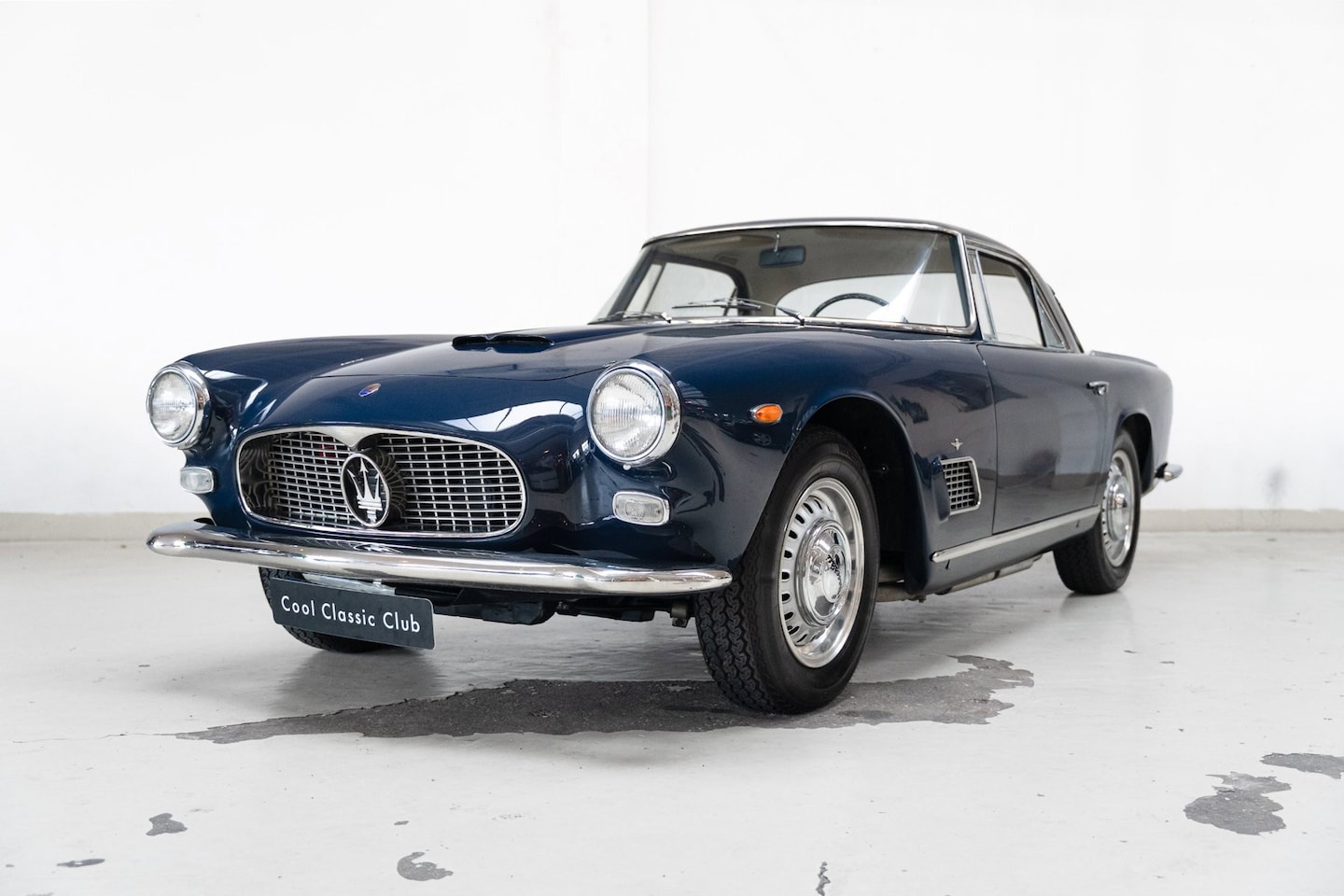 Maserati Coupé - 3500 GTI Touring - Bare Metal Restoration - Matching Numbers - - AutoWereld.nl