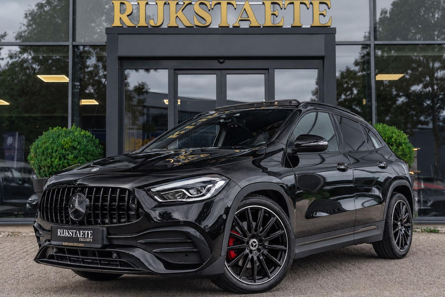Mercedes-Benz GLA-Klasse - 250 4MATIC AMG Line|PANO|SFEER.|CAM|20'' - AutoWereld.nl