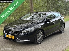Volvo V40 - 1.6 T3 Momentum |Pdc|Camera|Trekhaak|Ailos 18”