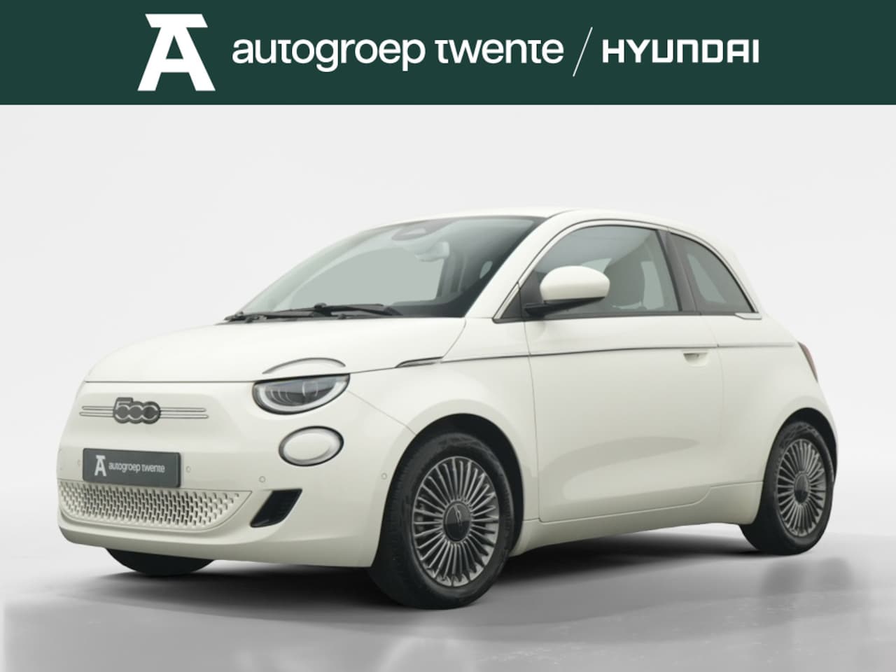 Fiat 500e - Icon 42 kWh | Cruise Control | Camera | Carplay | Stoelverwarming | LM velgen | - AutoWereld.nl