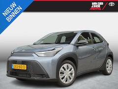 Toyota Aygo X - Hybrid 115 play Apple Carplay Camera ECC