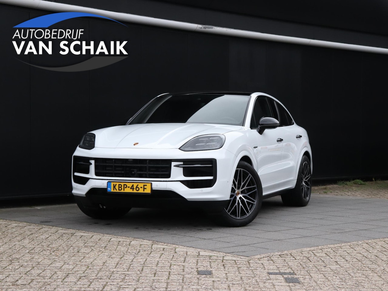 Porsche Cayenne - 3.0 E-Hybrid | LEDER | LUCHTVERING | PANO-DAK | MASSAGE  | BOSE | STOELVERK. | SPORTCHRONO - AutoWereld.nl