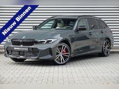 BMW 3-serie Touring - 330e M-Sport Pro | Panodak | Trekhaak | Dravit | H&K | HUD | Carbon | Memory | ACC |