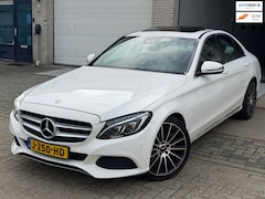 Mercedes-Benz C-klasse - 200 AMG Line/ 1e EIG/ dealeronderhouden/ 1jaar apk/ pano/ volle opties