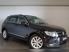 Volkswagen Tiguan - 1.4 TSI 125pk Highline , Navigatie , camara , dakrail