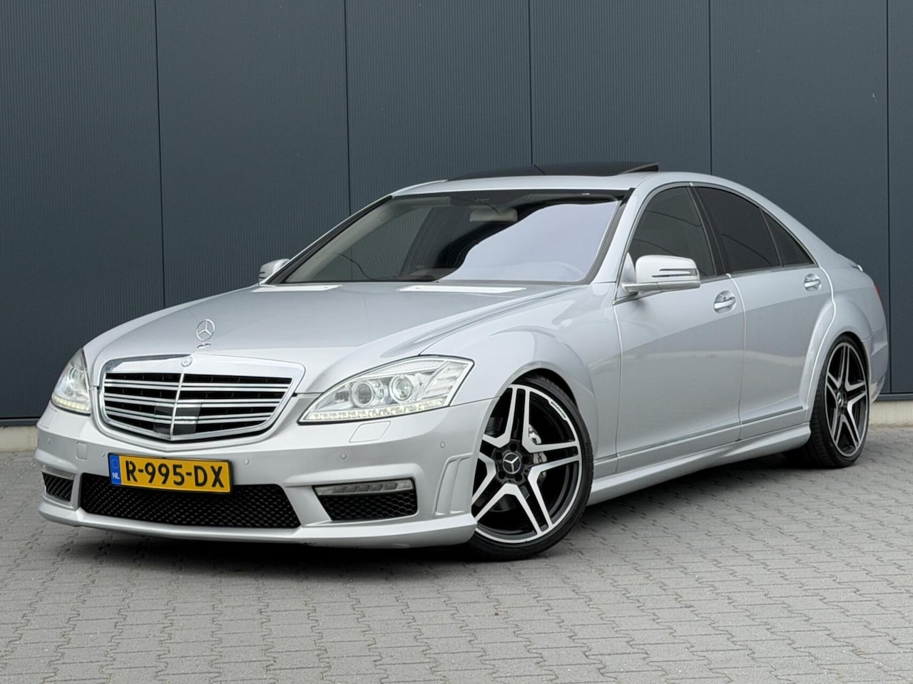 Mercedes-Benz S-klasse - 500 S65 AMG Uitgevoerd - Schuifdak - Youngtimer Blijvend - AutoWereld.nl