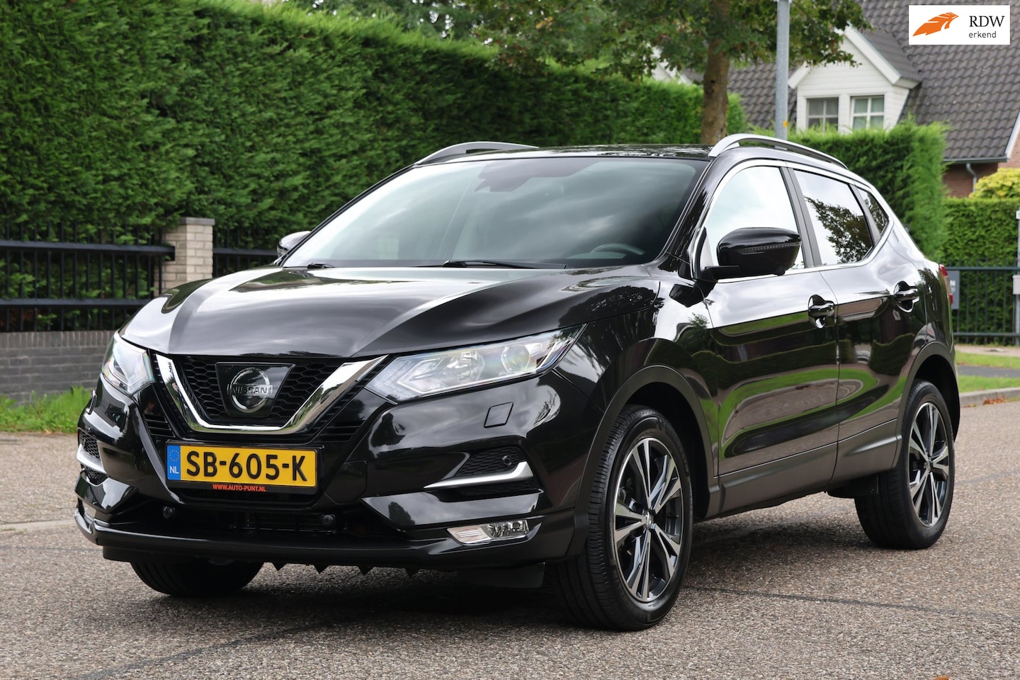 Nissan Qashqai - 1.2 N-Connecta | AUTOMAAT | PANO | NAVI | CLIMA | CRUISE | CAMERA | MOOIE GOED ONDERHOUDEN - AutoWereld.nl