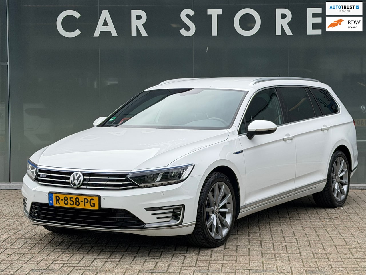 Volkswagen Passat Variant - 1.4 TSI GTE Highline VIRTUAL TREKHAAK - AutoWereld.nl