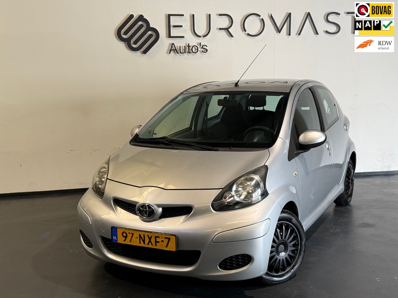 Toyota Aygo - 1.0-12V Comfort Airco Elektrische Ramen Nieuwe Apk - AutoWereld.nl