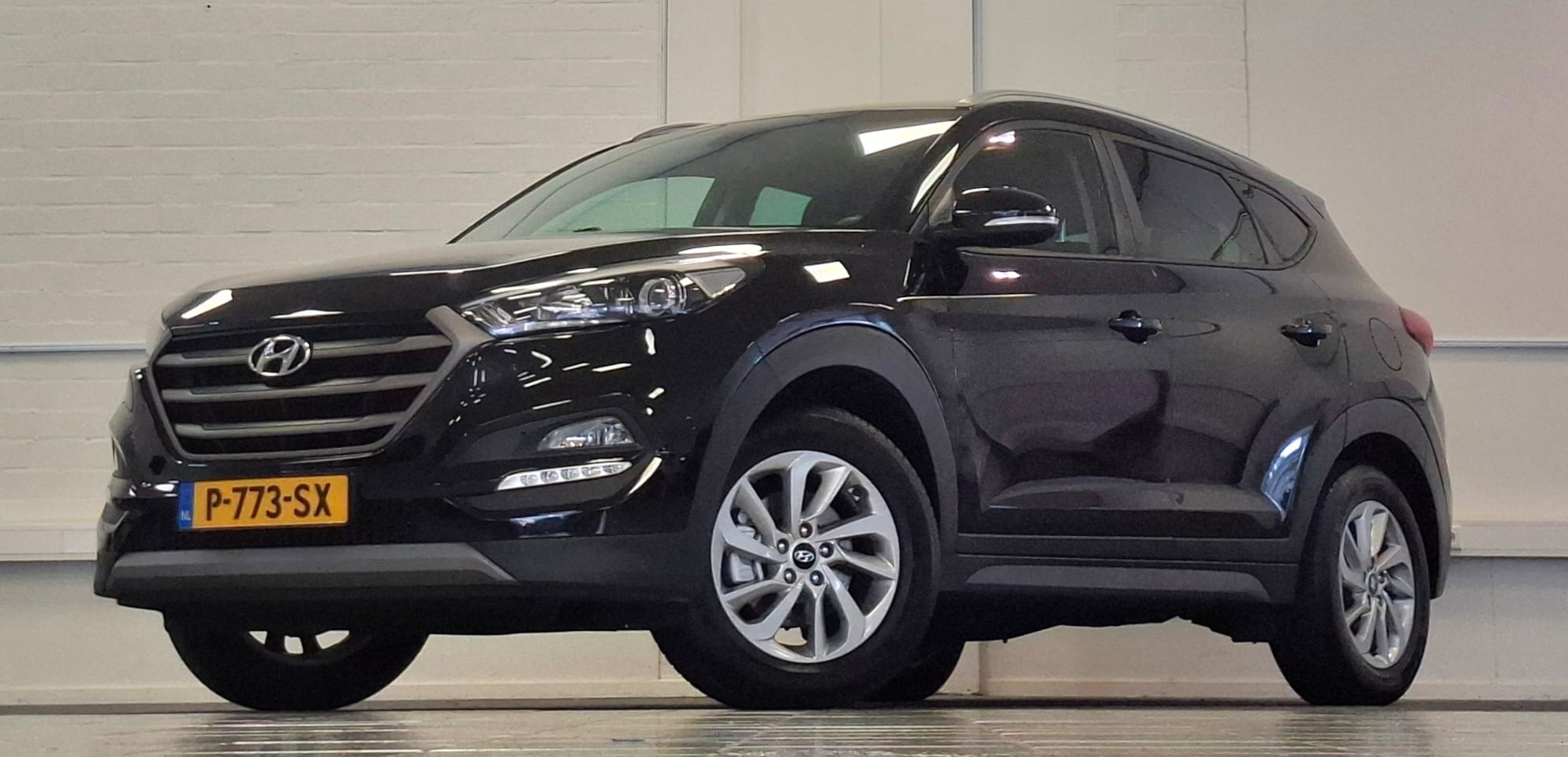 Hyundai Tucson - 1.6 GDi i-Drive Navigatie Garantie Mooi! APK 20-06-2027 - AutoWereld.nl
