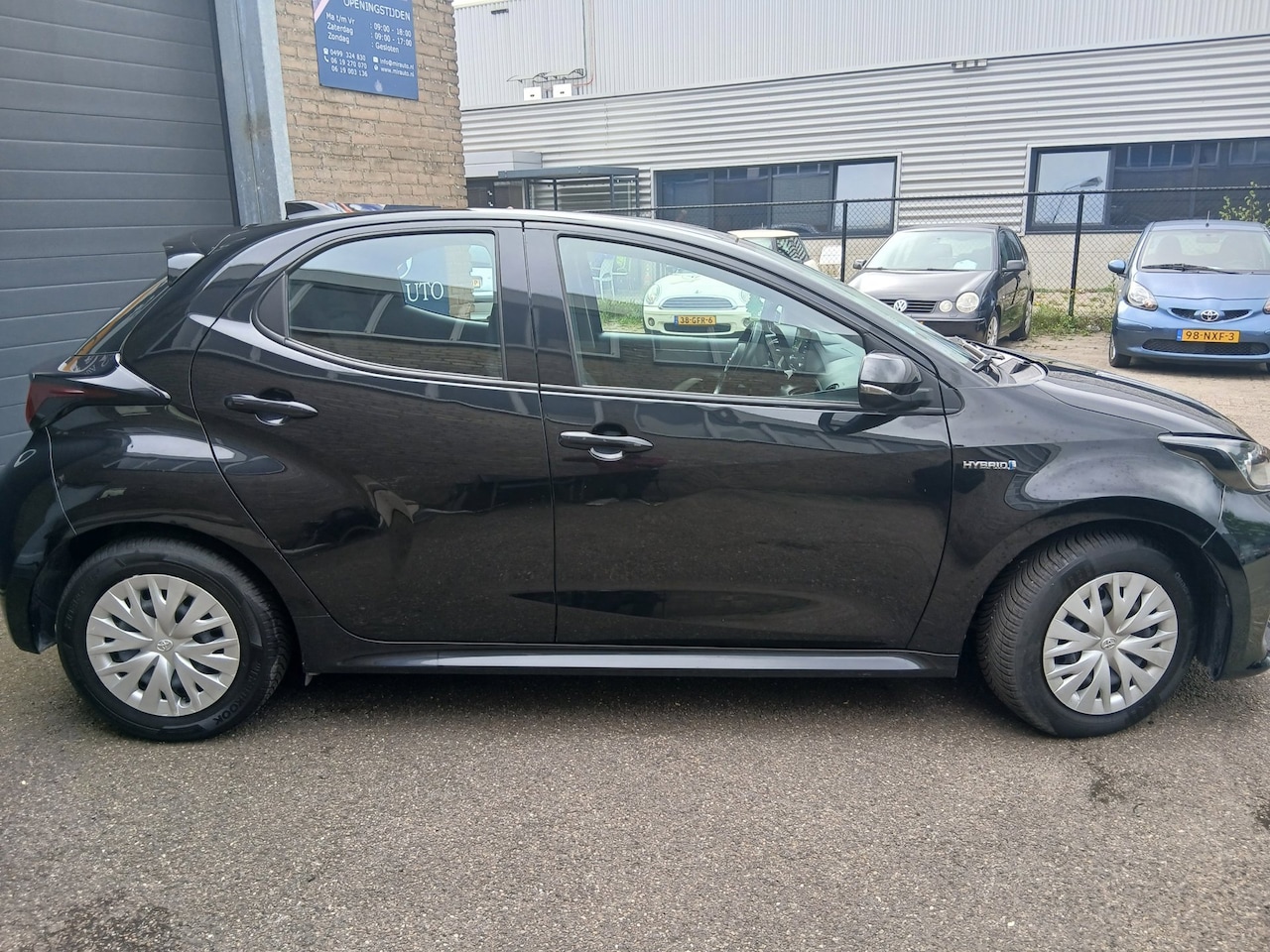 Toyota Yaris - 1.5 Hybrid 115 Comfort - AutoWereld.nl