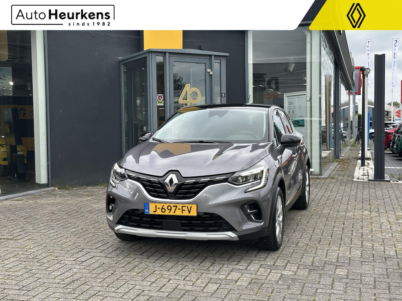 Renault Captur - TCe 100 Intens l Origineel NL l 1e-Eigenaar l Dealeronderhouden l NAP - AutoWereld.nl