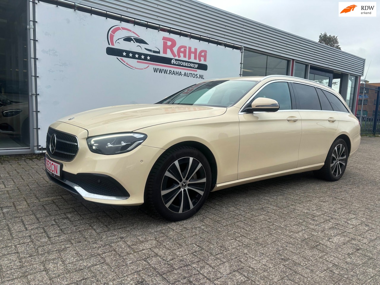 Mercedes-Benz E-klasse Estate - 300 de Business Solution Luxury 300 de Business Solution Luxury - AutoWereld.nl