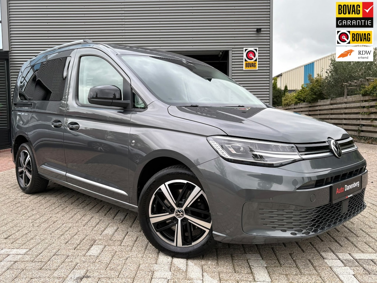 Volkswagen Caddy - 1.5 TSI DSG, 5P, TREKHAAK,PANO,LEER - AutoWereld.nl
