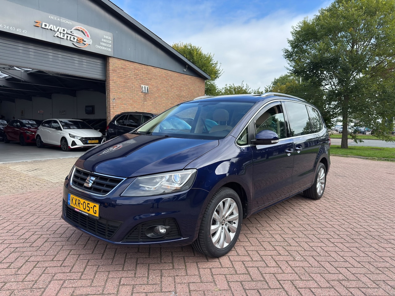 SEAT Alhambra - 2.0 TSI FR Connect 7p / pano/Navi/Carplay/Camera/Trekhaak/Park.sensor - AutoWereld.nl