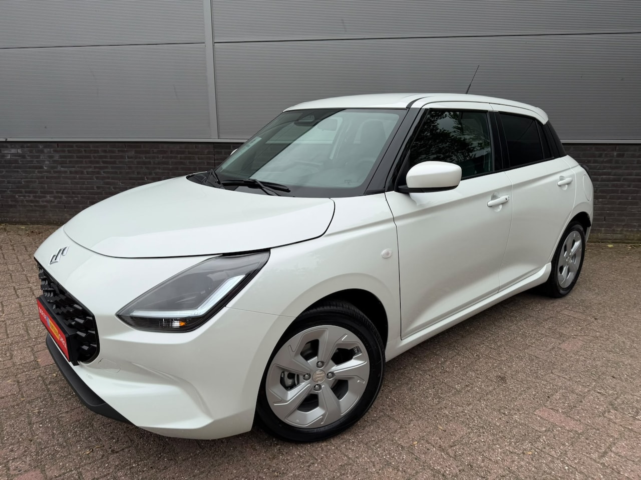 Suzuki Swift - 1.2 Select Smart Hybrid 1.2 Select Smart Hybrid - AutoWereld.nl