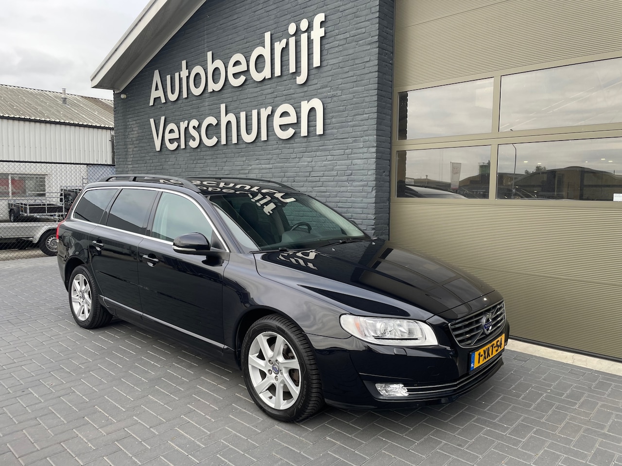Volvo V70 - 1.6 T4 Momentum automaat stoelverwarming leer clima - AutoWereld.nl