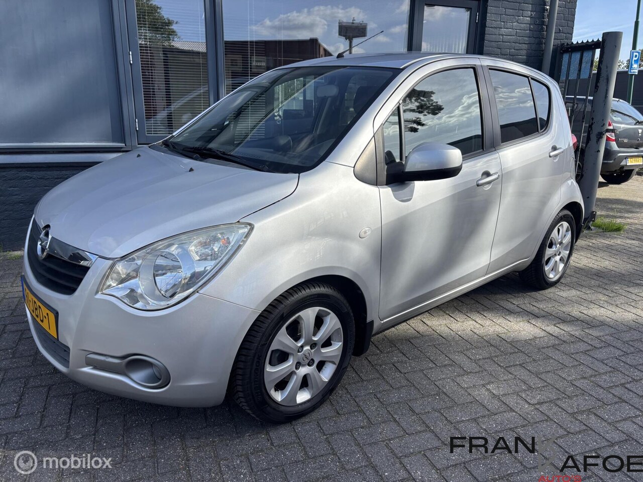 Opel Agila - 1.2i Edition Airco LMV CV afst. Elek.ramen Privacy glas - AutoWereld.nl