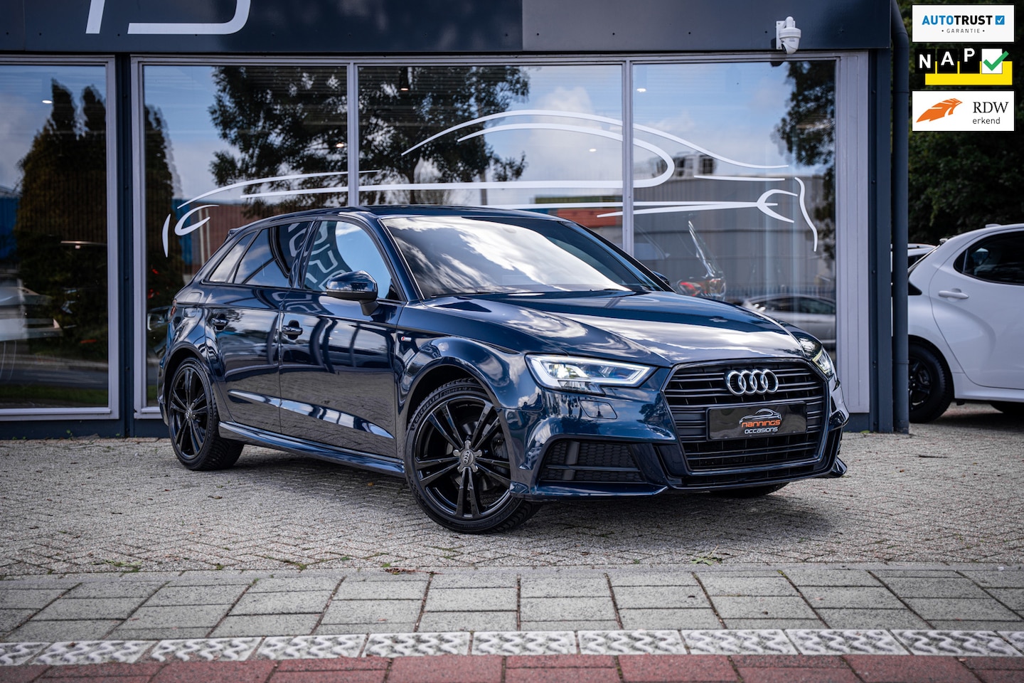 Audi A3 Sportback - 35 TFSI CoD Advance Sport|3X S-Line|Dig Cockpit|Stoelverw|Carplay|LED|Climate| - AutoWereld.nl