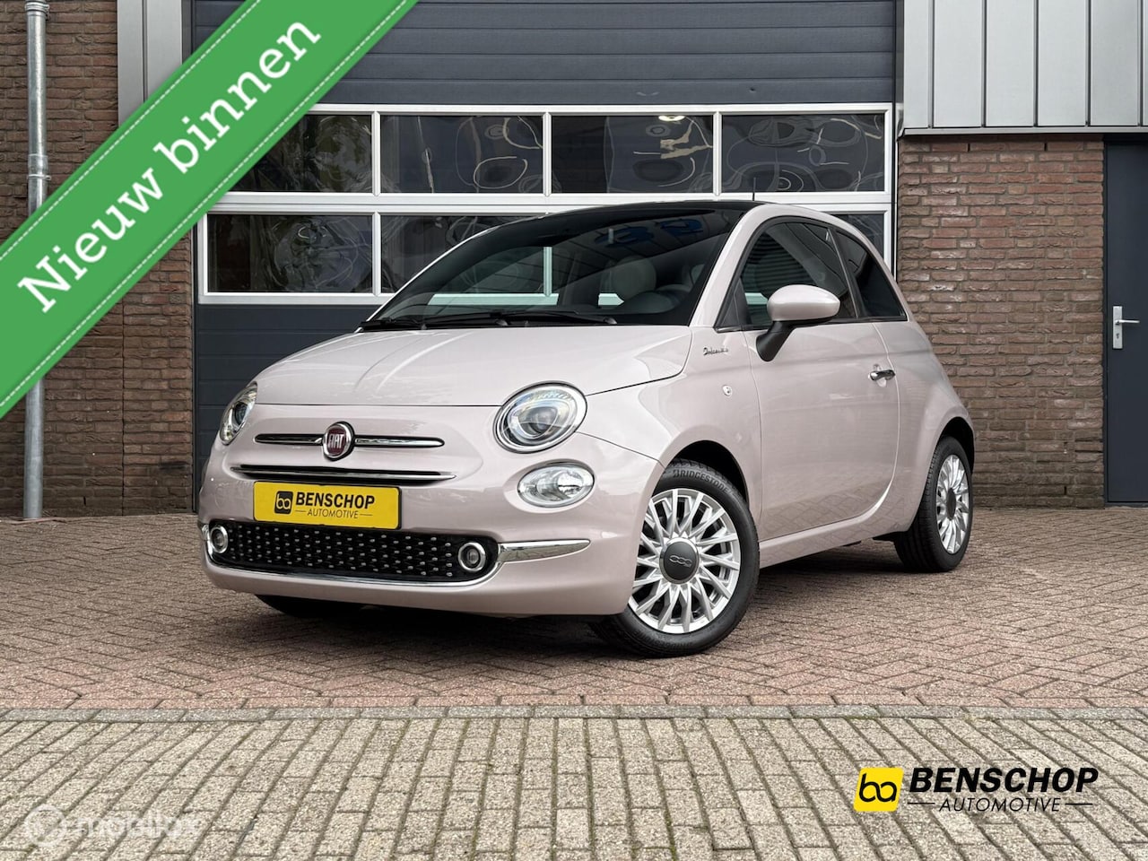 Fiat 500 - 1.0 Hybrid Dolcevita Panodak Navi Carplay PDC 16 inch Cruise Control - AutoWereld.nl