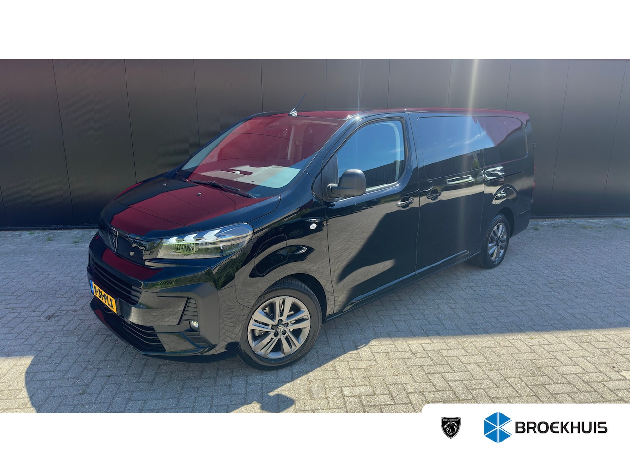 Peugeot e-Expert - EV L3 DC 75 kWh | Achteruitrij Camera | Apple Carplay / Android Auto | Adaptieve Cruise Co - AutoWereld.nl